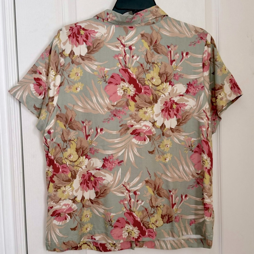 ISLANDER HAWAIIAN SHIRT. WOMENS BUTTON UP TROPICAL SHORT SLEEVE SHIRT. LIKE NEW - Picture 11 of 14